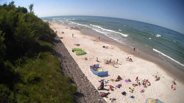 Widok z kamery online na plażę w Jastrzębiej Górze